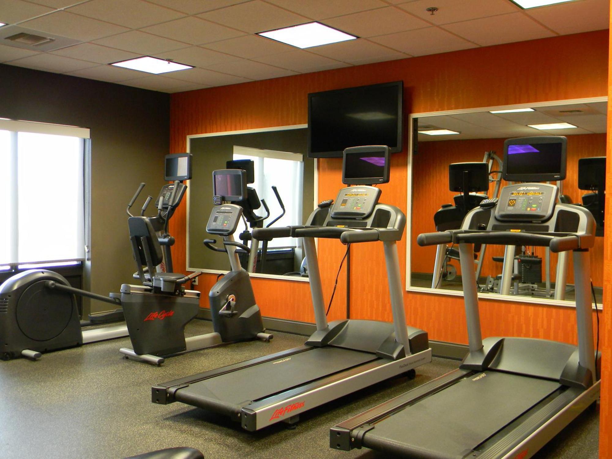 Holiday Inn Express & Suites - Huntsville Airport By Ihg Madison Exteriör bild