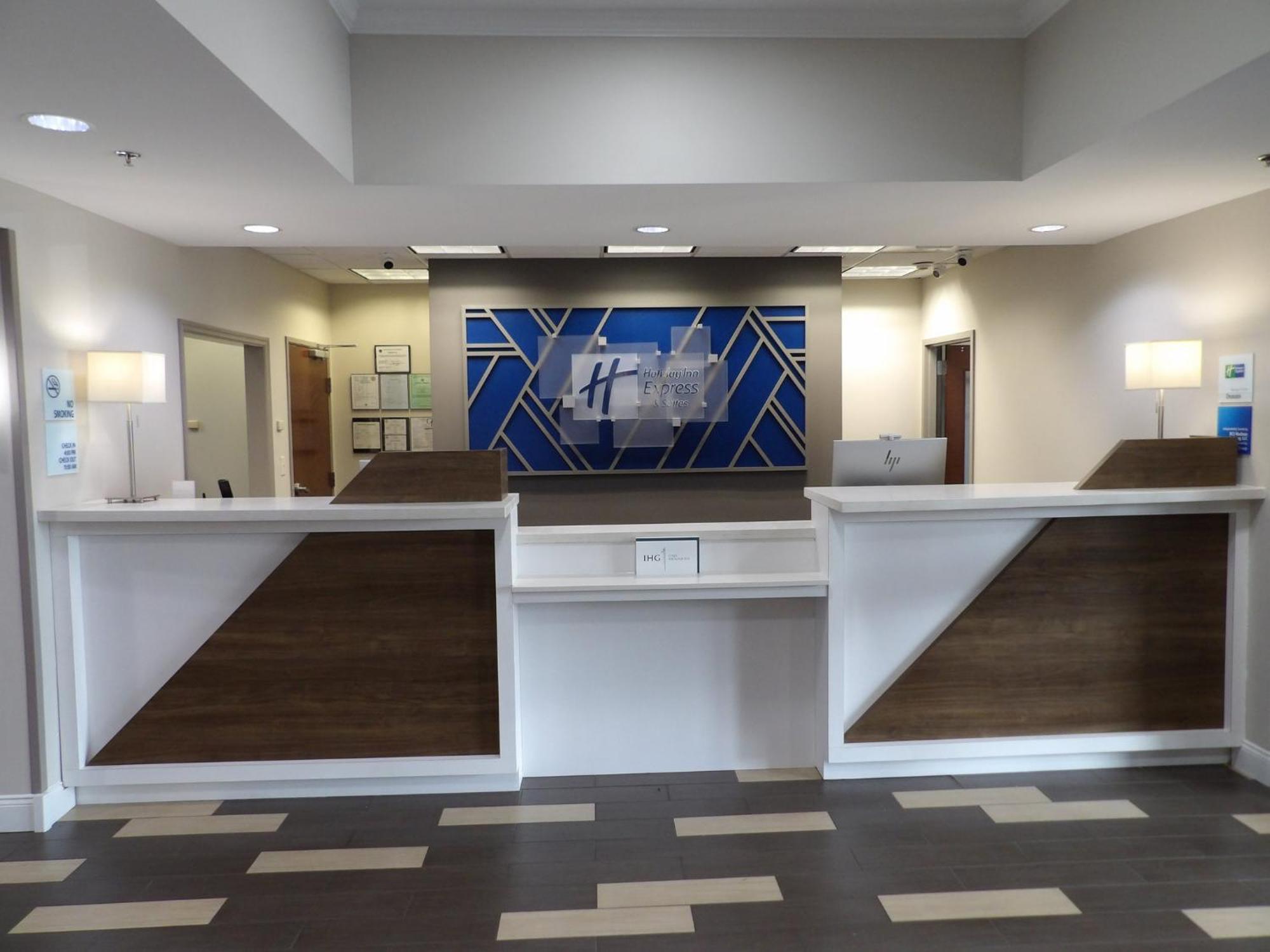 Holiday Inn Express & Suites - Huntsville Airport By Ihg Madison Exteriör bild