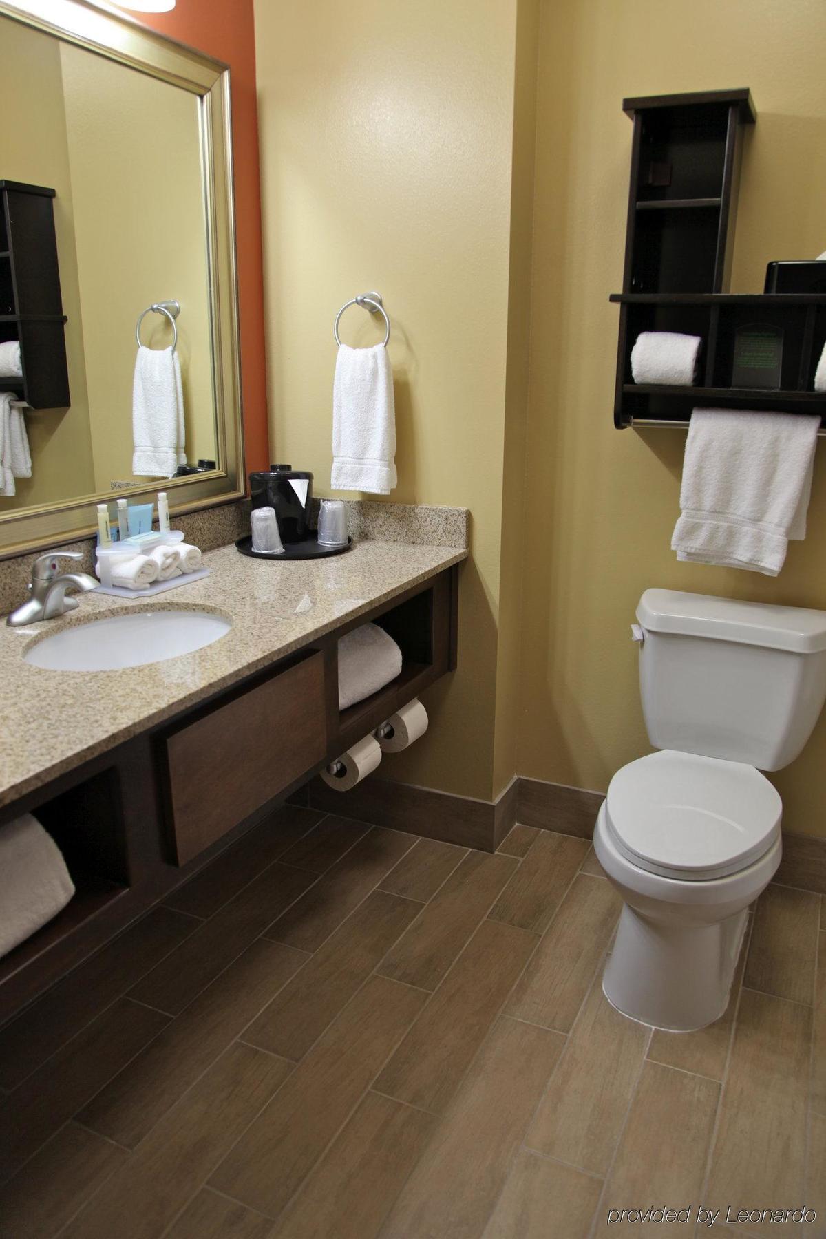Holiday Inn Express & Suites - Huntsville Airport By Ihg Madison Exteriör bild